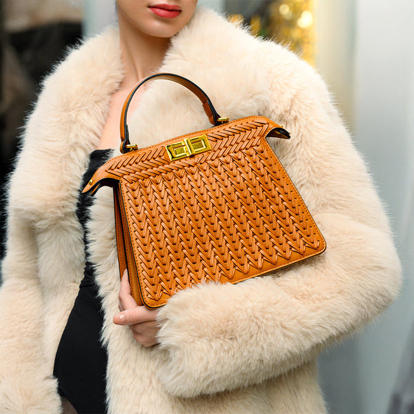 Dionne Chic Handbag